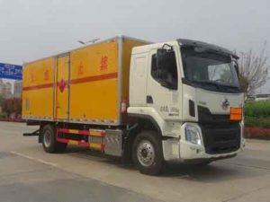 东风柳汽M3H5易燃气体厢式运输车HCQ5187XRQLZ6