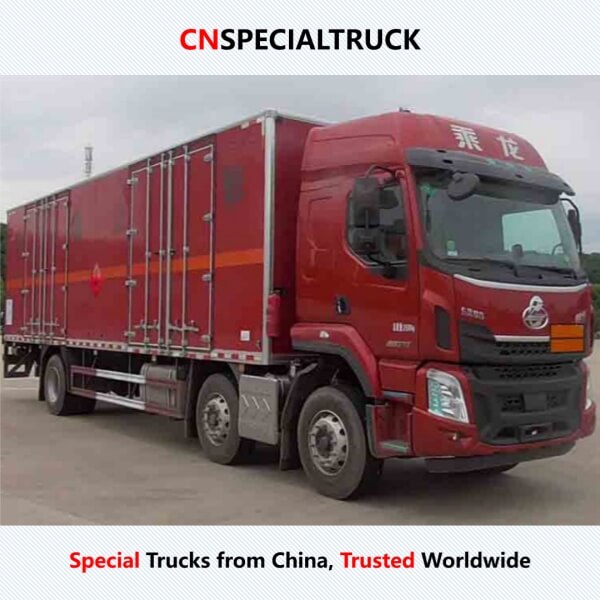 柳汽三轴易燃液体厢式运输车HCQ5260XRYLZ6