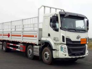 柳汽三轴气瓶运输车HCQ5260TQPLZ6