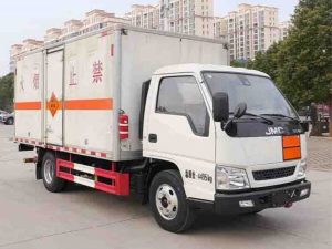 江铃顺达爆破器材运输车HCQ5042XQYJX6