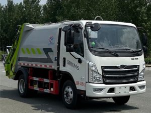 福田领航M5压缩垃圾车CLW5044ZYS6ZS