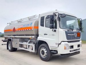 东风天锦16方铝合金运油车CL5180GYYLD6