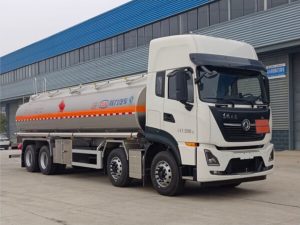 东风天龙26方铝合金运油车CL5322GYYLD6