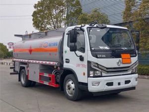 东风福瑞卡10方加油车CL5121GJY6