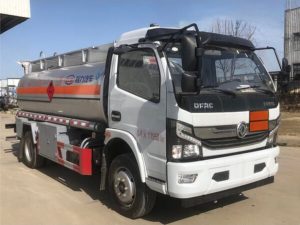 东风福瑞卡8方加油车CL5120GJY6