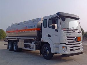 东风锦程20方铝合金运油车CL5261GYYL6