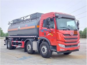 解放15方腐蚀性物品罐式运输车CL5263GFWC6