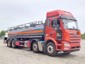 解放16方腐蚀性物品罐式运输车CL5322GFWC6