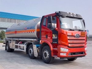 解放J6L（21方）铝合金运油车CL5261GYYLC6