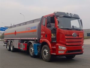 解放前四后八27方运油车CL5321GYYC6