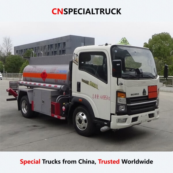 重汽豪沃蓝牌加油车CL5043GJY6BWG